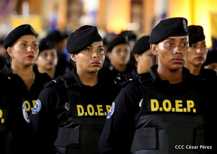 policia-nacional-nicaragua-daniel-ortega-rosario-murillo-acto-aniversario